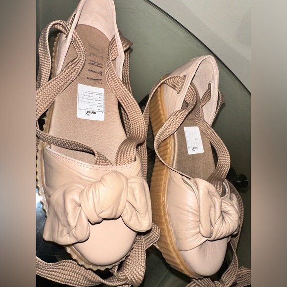 **Fenty by Rihanna Bow Creeper Sandals - Size 9** - Picture 7 of 11